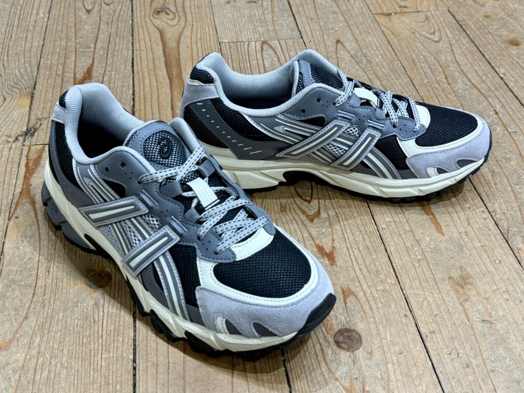 ASICS アシックス GEL-SONOMA TR62