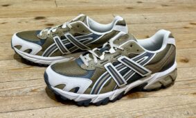 ASICS アシックス　GEL-SONOMA TR65