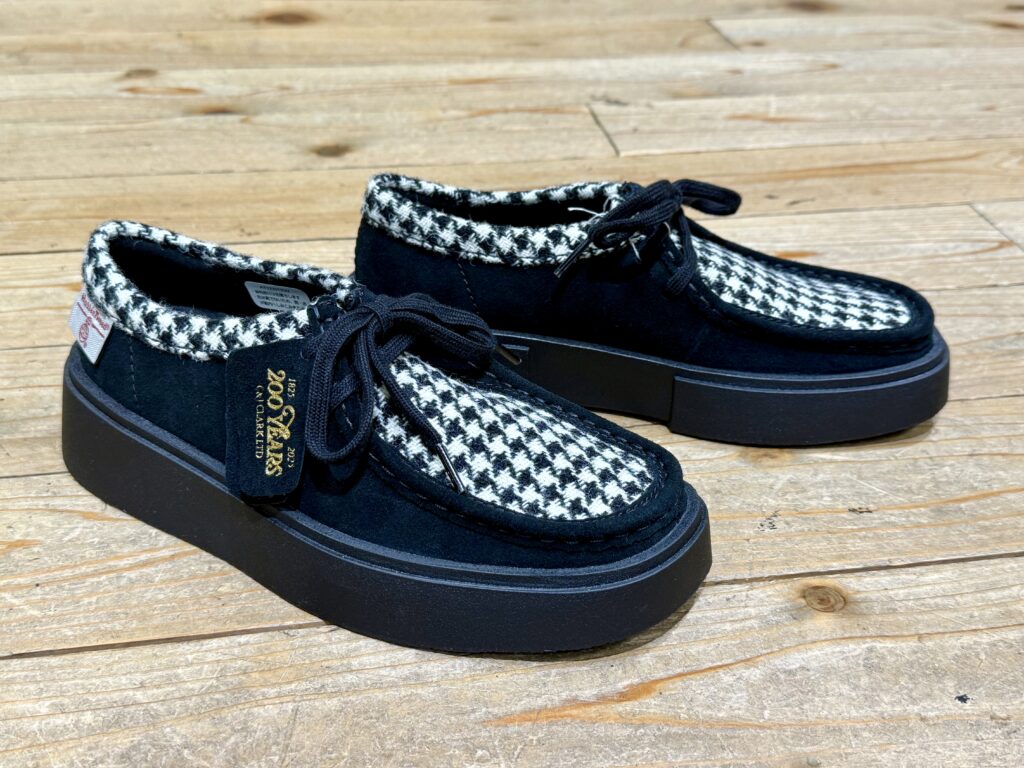 clarks クラークス TORVIEW ブラックツイードコンビ