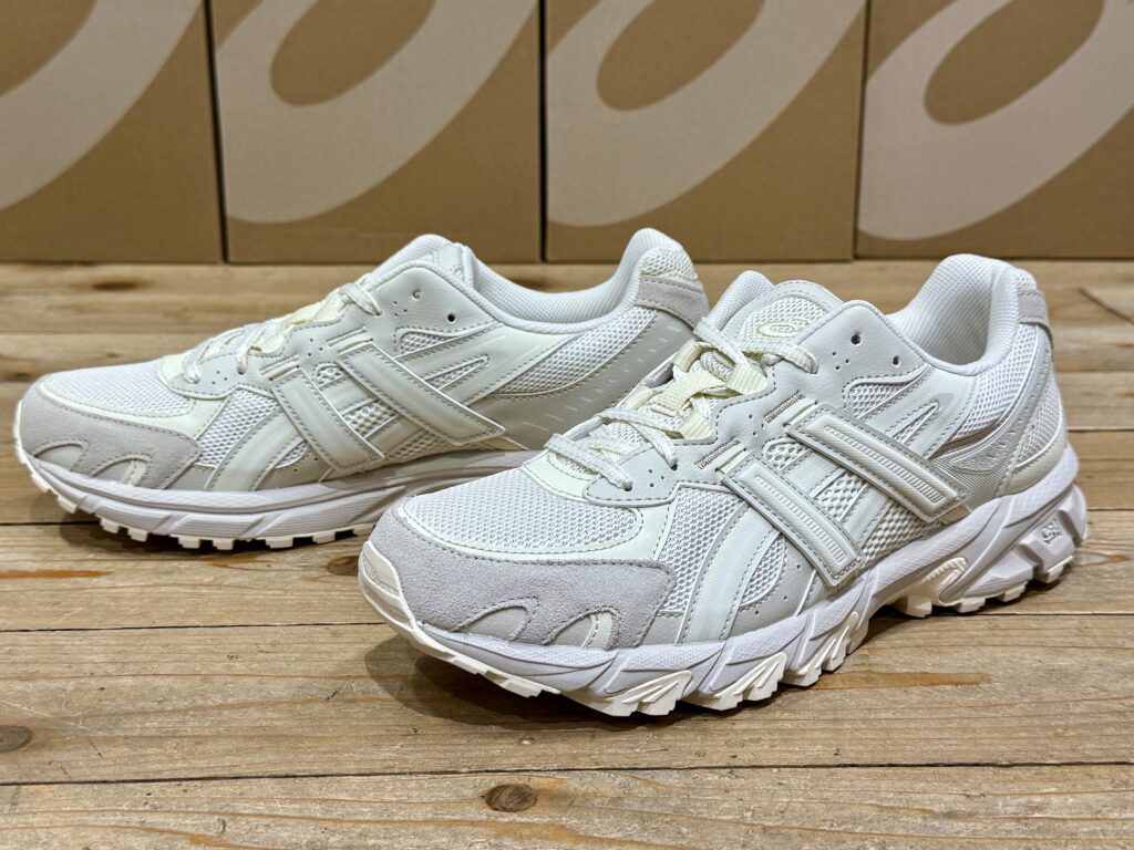 アシックス　ASICS SPORTSTYLE 『GEL-SONOMA TR62』