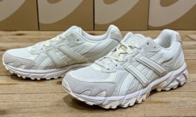 アシックス　ASICS SPORTSTYLE 『GEL-SONOMA TR62』