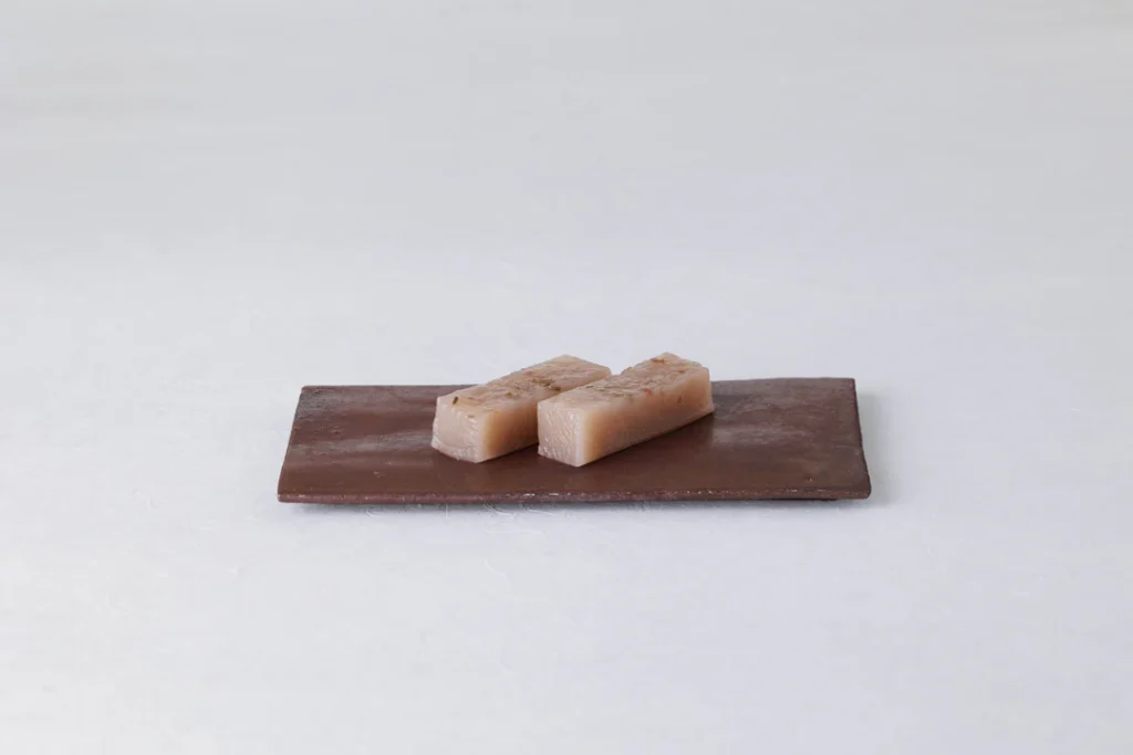 【春季限定菓子】本多屋の外郎重ね　桜