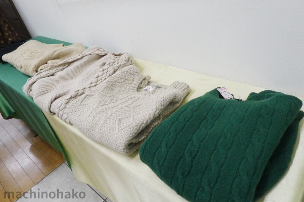 【開催中】ニット・カーディガン市（リサイクル）