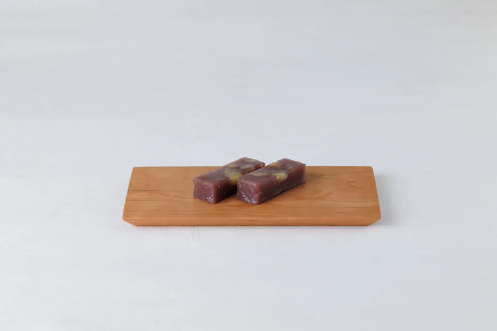 【秋季限定菓子】本多屋の外郎重ね　栗